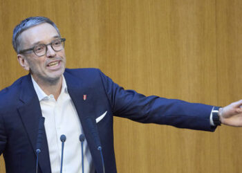 Österreich: Selenskij-Besuch sorgt für Zoff – Kickl kritisiert Regierung scharf