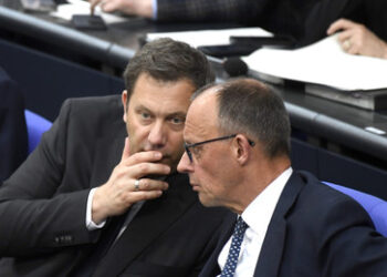 Steuergeschenke fürs Kapital, Nullrunden für Arme und Märchen für die "Mittelschicht"