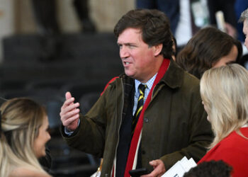 Tucker Carlson: Ex-Fox-Kollege Levin ist ein Lobbyist für den Krieg gegen Iran