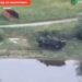 VIDEO: Russische Soldaten klauen ukrainischen Transportpanzer