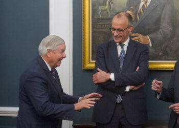 Wie der Tiefe Staat in den USA gemeinsam mit der EU den Ukraine-Krieg anheizt