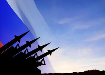 "Drohender Angriff Russlands": Wozu braucht der Westen diesen Mythos?