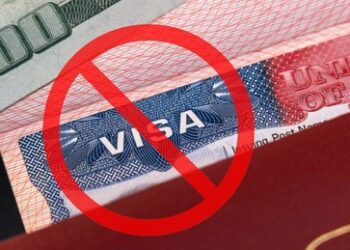 "Schutz vor Terroristen": Trump verbietet Bürgern aus zwölf Ländern Einreise in USA