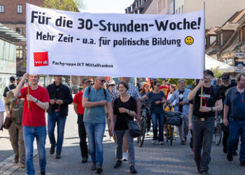 DGB-Umfrage: Acht Stunden sind genug