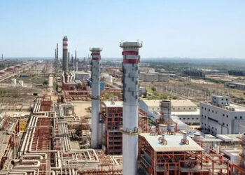 EU sanktioniert Indiens zweitgrößte Raffinerie