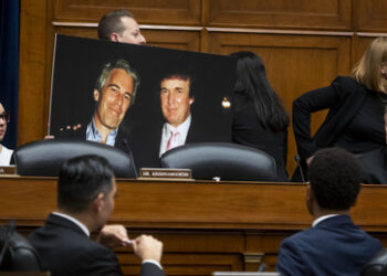 Epstein-Skandal – Trump: Bin zur Begnadigung  von Ghislaine Maxwell "berechtigt"