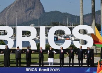 Experten zu Trumps Zöllen gegen die BRICS-Staaten: Ernsthafte Risiken für die Weltwirtschaft