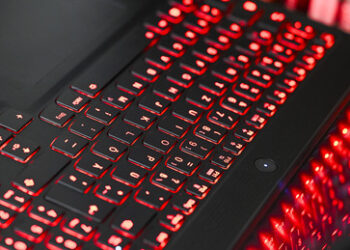 Frauenhass als Terrorismus? Frankreichs Ermittlungsbehörden im Amok-Modus