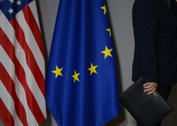 Russischer Experte zum EU-US-Abkommen: Risiko neuer Abhängigkeit und sozialer Spannungen