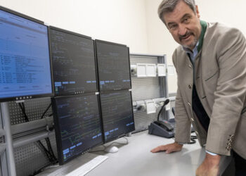 Söder im Fantasialand: "Österreich raus aus der NATO!" – obwohl es nie drin war