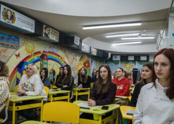 Ukrainische Lehrer sollen vortäuschen, der russischen Sprache nicht mächtig zu sein