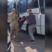 VIDEOS: Ukrainische Militärrekrutierer auf brutaler Menschenjagd
