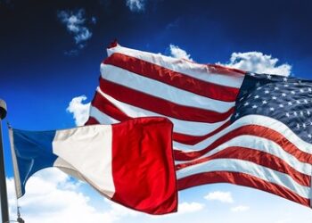 Waffenkäufe: Kiew bekommt Frankreichs alten Groll gegen die USA zu spüren