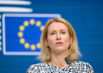 EU kündigt Treffen der Außenminister wegen Gipfeltreffen zwischen Putin und Trump an