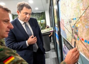 Klingbeil stellt Spar-Ultimatum und deutet Entsendung der Bundeswehr in die Ukraine an