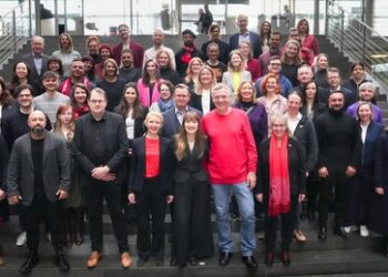 Linke Sommerloch-Attacke – Bundestagsfraktion fordert Absetzung von Julia Klöckner