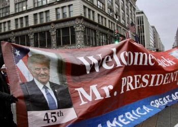 Risse in der Fassade – Trumps Rückhalt bröckelt