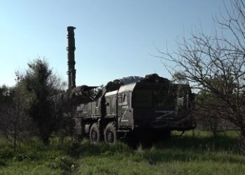 Russlands Streitkräfte zerstören ukrainische Raketen- und Munitionslager