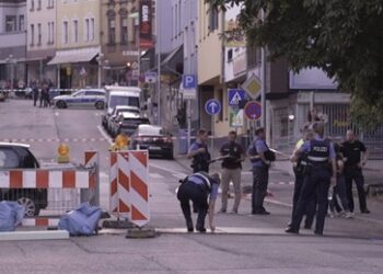 Saarland: 18-Jähriger Tankstellenräuber erschießt Polizist mit Dienstwaffe