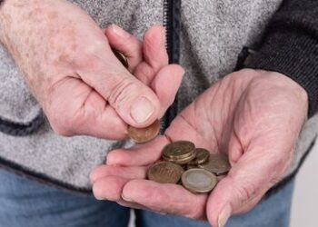 Schuften bis zum Tod? Wie Politik und Kapital Rentner verhöhnen