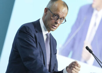 Sozialstaat schleifen, Nachfrage dämpfen – Merz auf dem CDU-Parteitag in Bonn