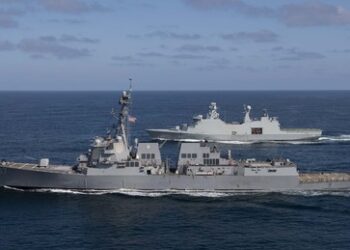 USA stationieren drei Aegis-Lenkwaffenzerstörer vor der Küste Venezuelas