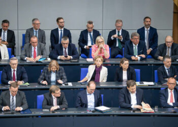 Umfrage nach 100 Tagen Regierung:  60 Prozent der Deutschen sind unzufrieden