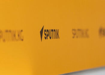 Vier Monate Haft in Aserbaidschan: Rossija Segodnja-Chef fordert Freilassung von Journalisten  