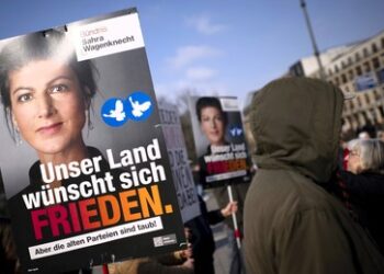 Wagenknecht zu NATO-Militär in der Ukraine: "Absurd – das war die Ursache des Krieges"