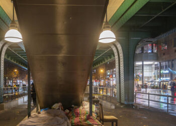 Wohnungslosigkeit: Anteil von Menschen in absoluter Armut steigt