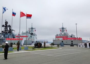 "Ein Signal an kollektiven Westen": Wie die russisch-chinesischen Seemanöver verlaufen