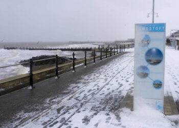 "Erderhitzung" – "verursacht" durch manipulierte Klimadaten und nicht existierende Wetterstationen