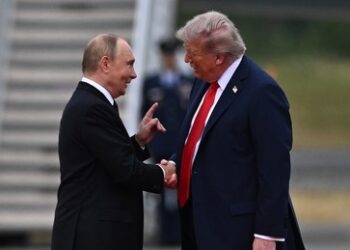 "Man einigte sich, weiter zu verhandeln" – Russische Experten über Putin-Trump-Gipfel