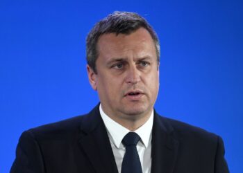 "Selenskij ist verrückt geworden" – Slowakischer Politiker über Angriffe auf "Druschba"-Pipeline