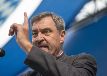 Beim Frühschoppen: Söder keift gegen grünen "Tofuterror" und spricht sich gegen AfD-Verbot aus