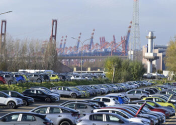 Deutsche Exporte fallen auf Corona-Niveau 2021 – "Experten" sind überrascht