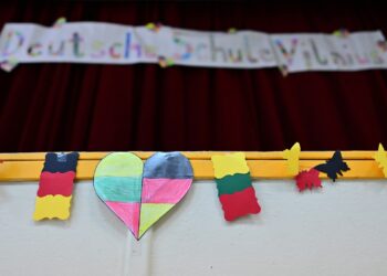 Deutsche Schule in Litauen eröffnet – 700 Soldatenkinder erwartet