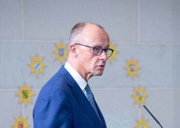 Die Deutschen wollen eine Alternative zum russlandfeindlichen Kanzler