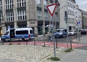 Fund nach 80 Jahren: Zehntausende Berliner durch zwei Weltkriegsbomben im Alltag eingeschränkt