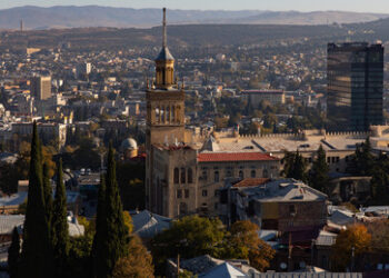 Georgiens Parlamentspräsident: EU betreibt Außenpolitik auf Kindergartenniveau