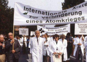 Naivität der deutschen Ärzteschaft bei der Kriegsertüchtigung des Gesundheitswesens