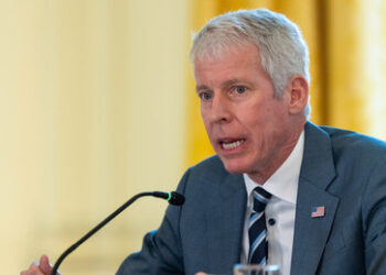 Russisches Gas: USA wollen, dass die EU innerhalb eines Jahres darauf  verzichtet