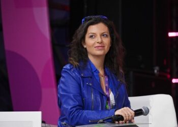 Simonjan berichtet über ihre Krebserkrankung