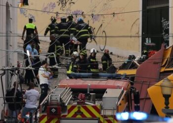 Standseilbahn in Lissabon entgleist – mindestens 15 Tote