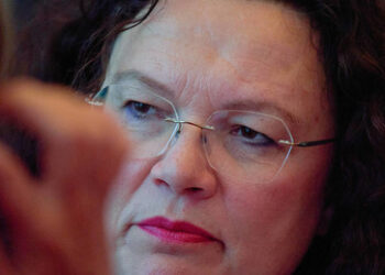 Trügerische Entspannung: Arbeitslosigkeit sinkt unter drei Millionen, steigt aber im Jahresvergleich