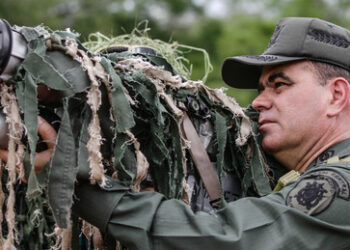 Venezuelas Verteidigungsminister: "Drogenhandel wird nicht mit Zerstörern oder Raketen bekämpft"