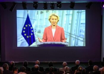 "Die Option ist auf dem Tisch": Von der Leyen erwägt Optionen zum Abschuss russischer Flugzeuge