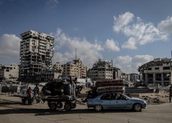 "Mit beispielloser und extremer Härte" – IDF-Sprecher droht den verzweifelten Menschen in Gaza-Stadt