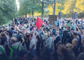 "Zusammen für Gaza": Größte kleingeschriebene Demo in Deutschland seit vielen Jahren