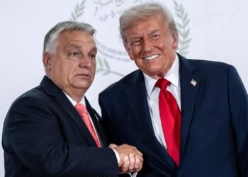 Fake News: Westliche Medien legen Orbán Kritik an Trump in den Mund